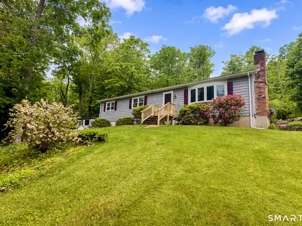 120 Luna Trl Extension, Southbury, CT 06488