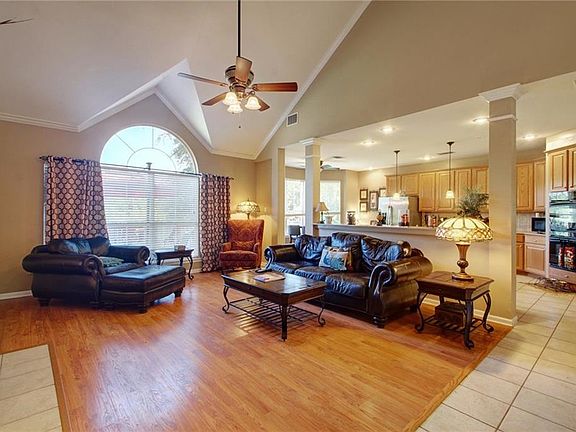 4th image of 8713 Sea Ash Cir