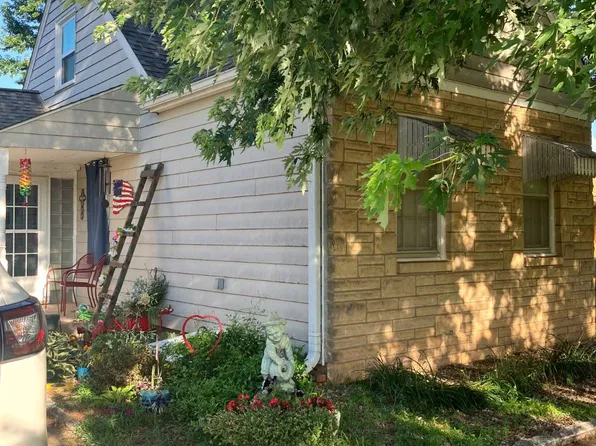 516 S 8th St, Kiowa, KS 67070