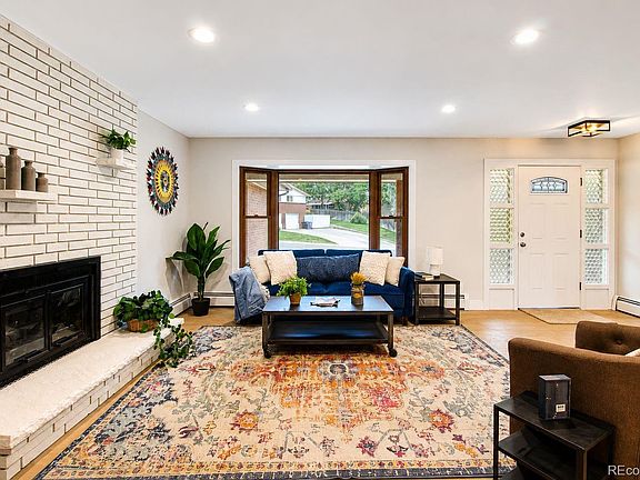 5th image of 2753 S Benton Street