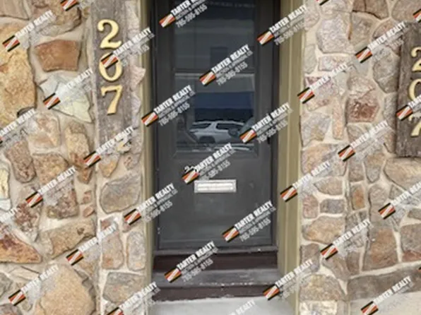 207 1/2 N Columbia St #1, Union City, IN 47390