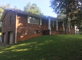 7495 Shaw Ferry Rd, Lenoir City, TN 37772
