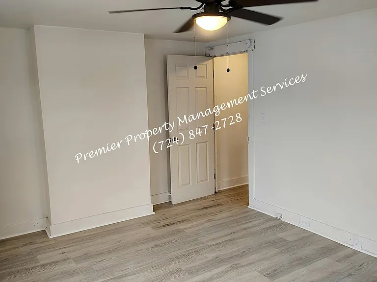 200 Jarvis St — Photo 11