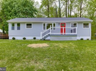 225 11th Ave NW, Glen Burnie, MD 21061