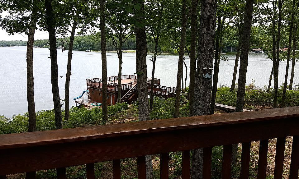 2nd image of 46 Kelly Cir