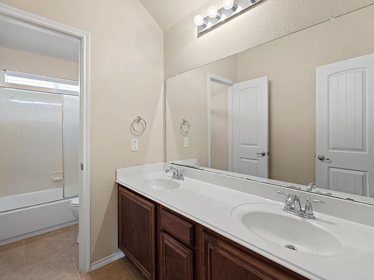 9716 Mulligan Dr — Photo 23