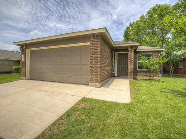 401 Summerside Ave, Lockhart, TX 78644