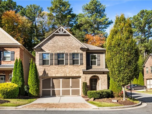 1864 Stockton Dr, Tucker, GA 30084