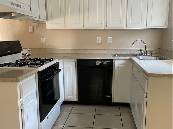 4th image of 3006 E Glen Dr #3006