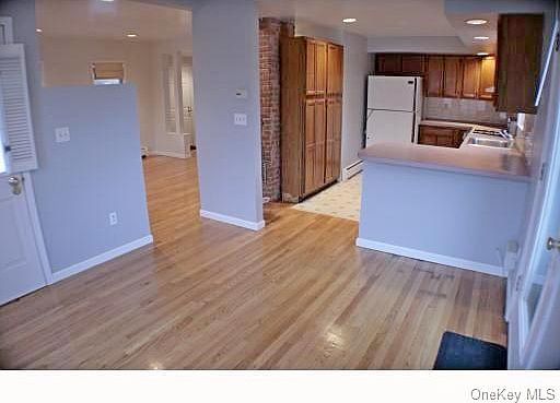 3rd image of 43 N Midland Ave