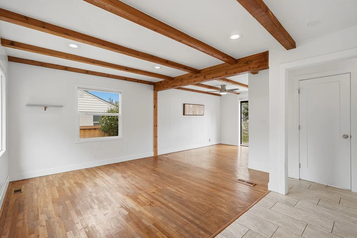 2 bed, 2.0 bath, 1528 sqft, $3,200 — Photo 4