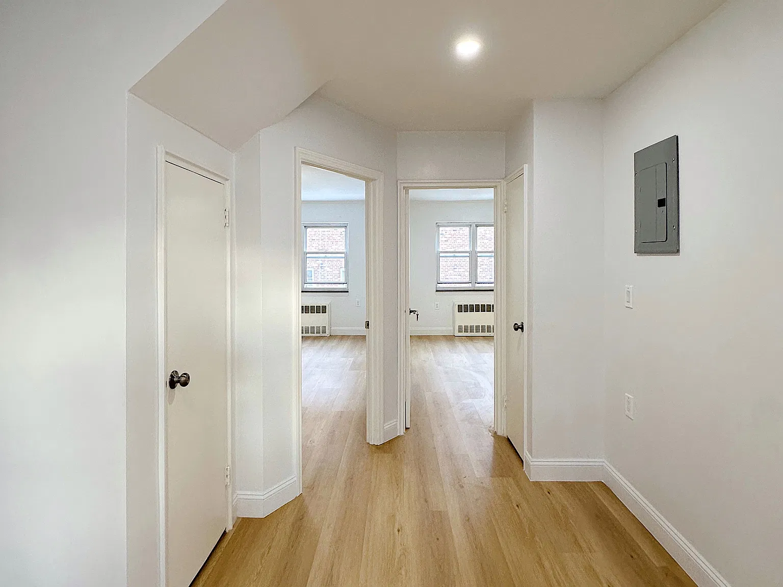 2 bed, $2,900 — Photo 4