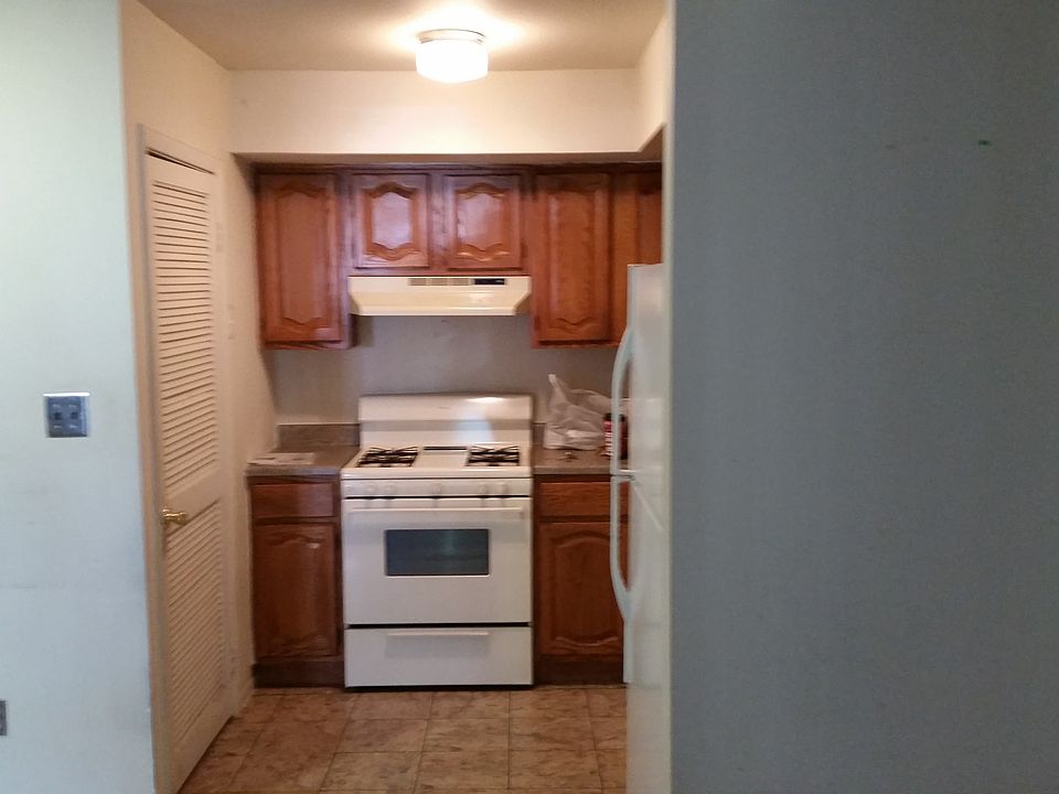 another view of kitchen