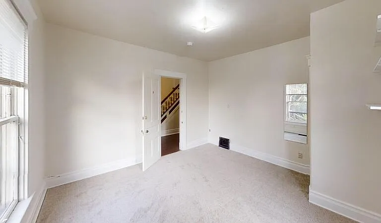 802 E Kingsley St #1 — Photo 14