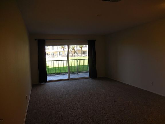 4th image of 844 Bluewater Way