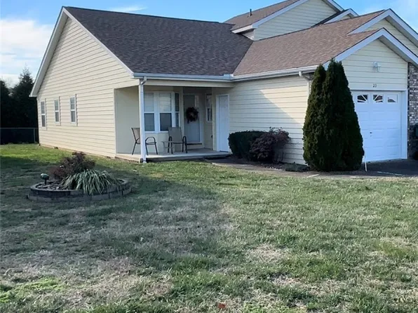 20 Wynfield Trce, Winfield, WV 25213