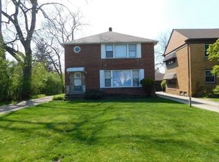 2612 Warrensville Center Rd, University Heights, OH 44118