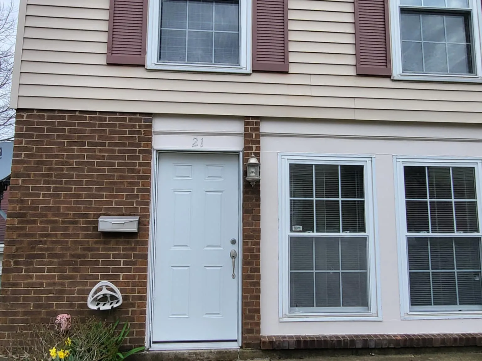 2 bed, 1012 sqft, $1,500 — Photo 2
