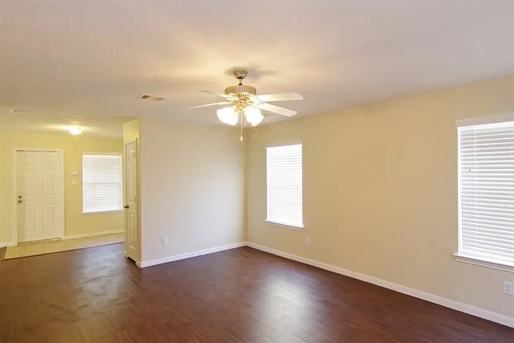 Building Photo - 12702 Claradeen Ct