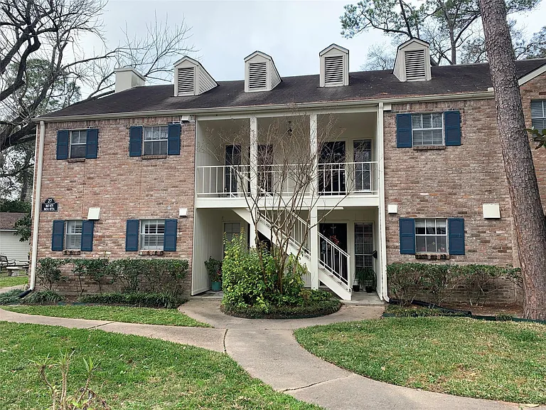 875 Wax Myrtle Ln #A — Photo 1
