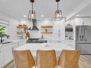 5696 Lindys Dr, Chilliwack, BC V2R 5T2