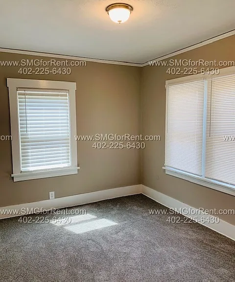 4525 Seward St — Photo 10