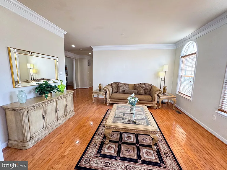 198 Hidden Forest Ct — Photo 7