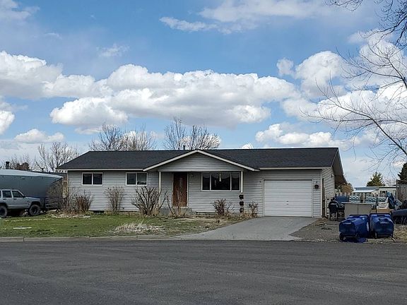 2nd image of 1895 Skylane Dr