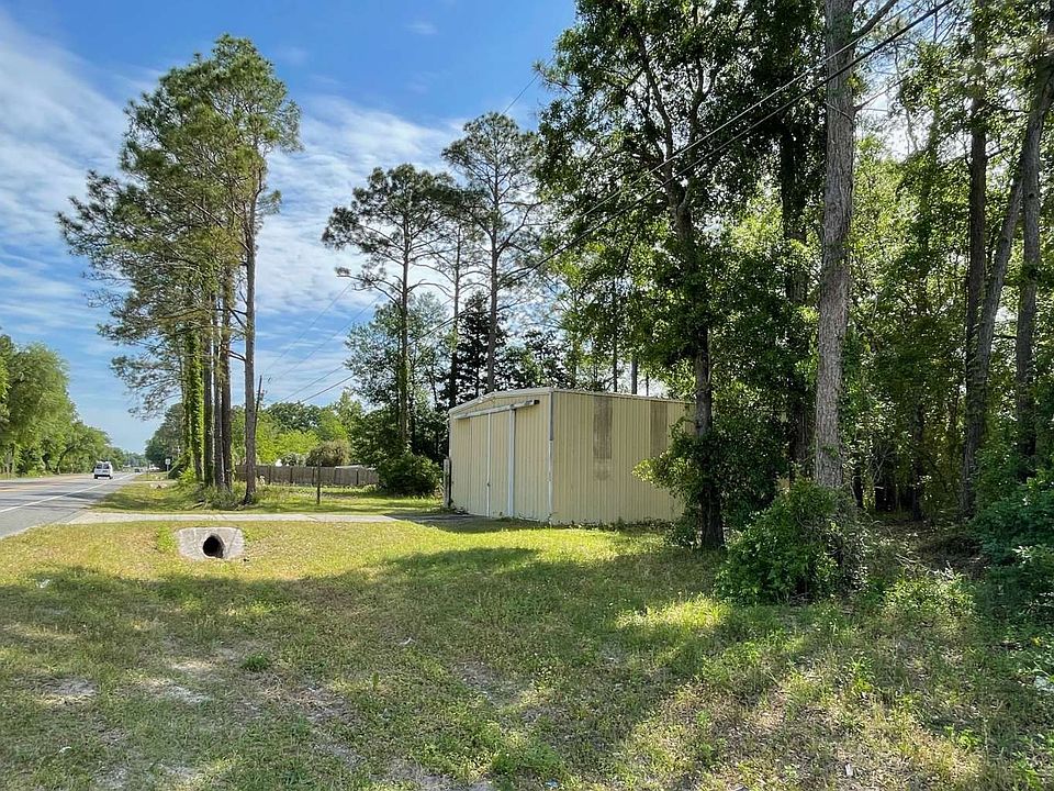 2nd image of 2779 SW State Road 247