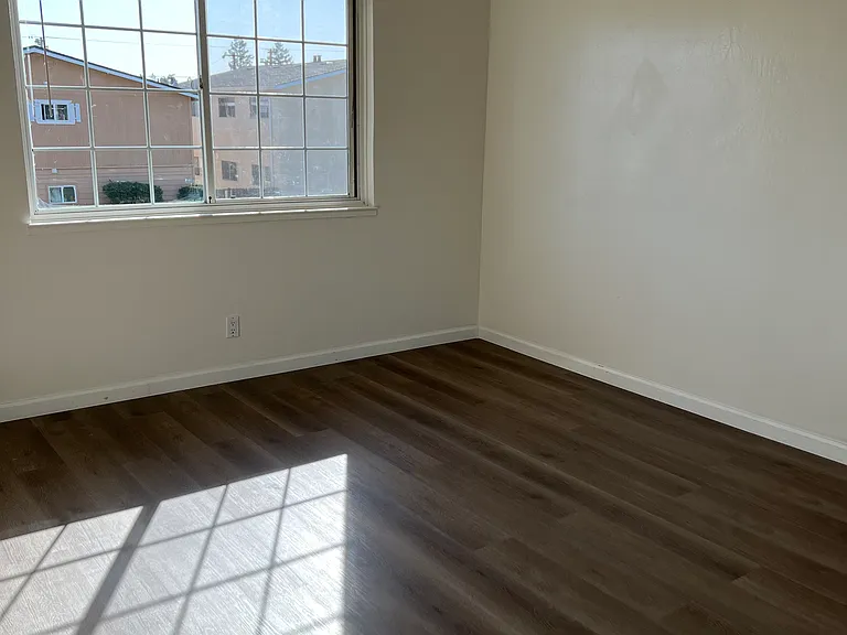 781 Sharmon Palms Ln #D — Photo 9