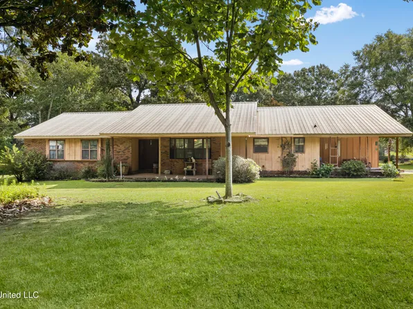 13228 Teague Rd, Saucier, MS 39574