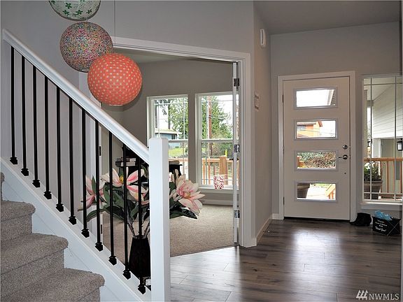 Main door ! welcome home ! 