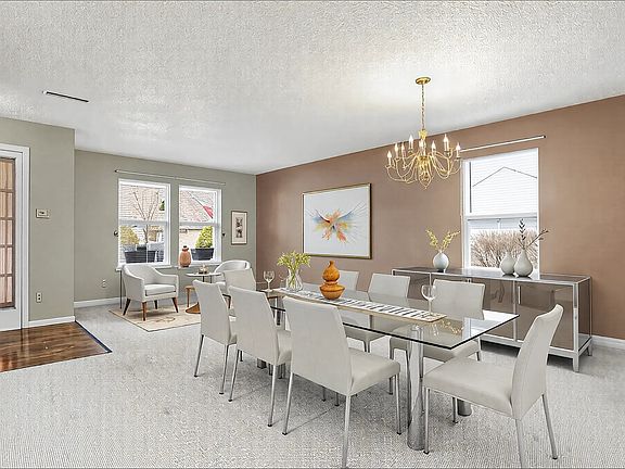 3rd image of 15192 Porchester Dr
