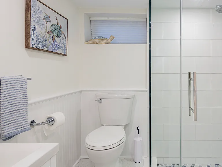 275 Maier Pl — Photo 12