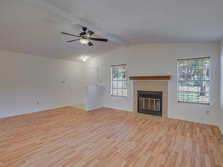 7004 Dallas Dr — Photo 5
