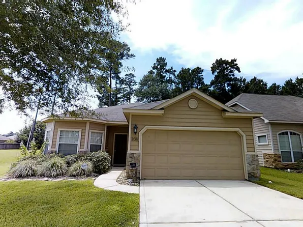 208 Summer Pine Ct, Conroe, TX 77304