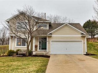 1017 Ridgewood Ct, West Des Moines, IA 50265