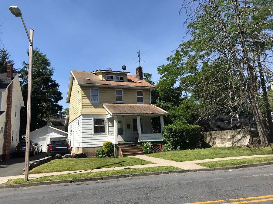 1st image of 395 Elmwood Ave