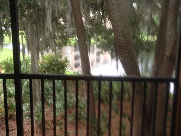 2nd image of 940 Village Trl Unit 9-202