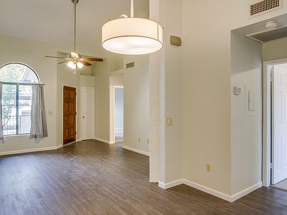 4th image of 1718 S Longmore St #60