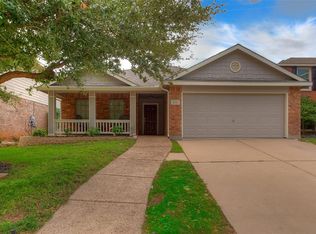 9881 Willowick Ave, Fort Worth, TX 76108
