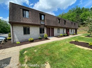 300 Kellywood Mnr #305, New Kensington, PA 15068
