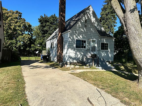 2nd image of 15455 Centralia