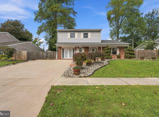24 Ardmore Rd, Newark, DE 19713