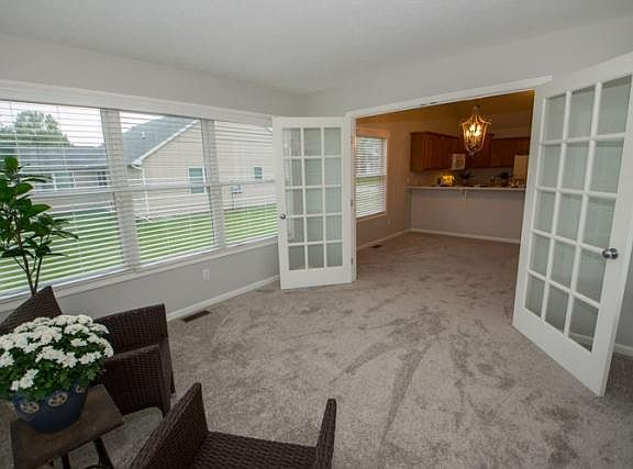 3rd image of 51935 Courtland Dr W