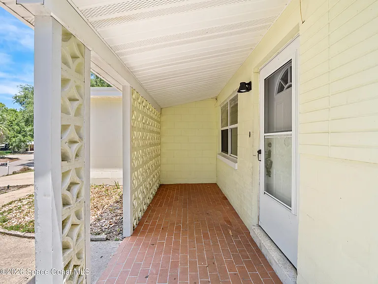 21 Lime Ave — Photo 5