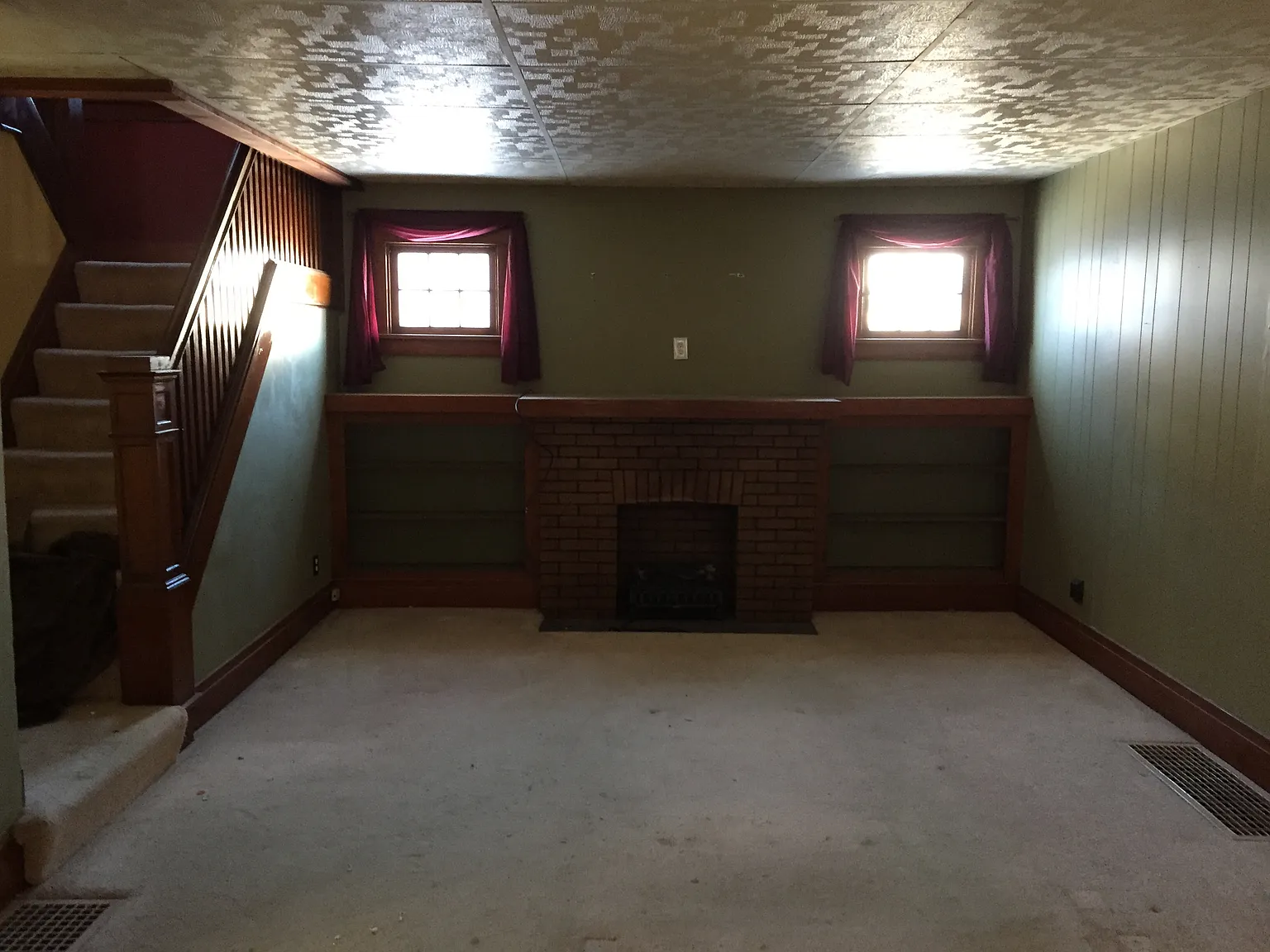 64 Oakhurst Ave photo 1