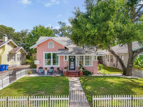 2330 7th Ave W, Bradenton, FL 34205