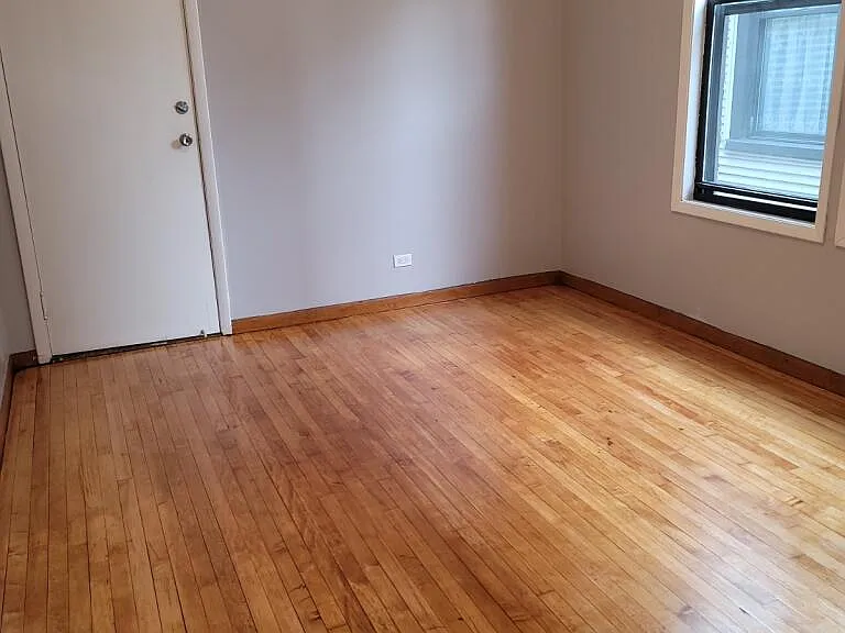 2952 W Belmont Ave #2R — Photo 7