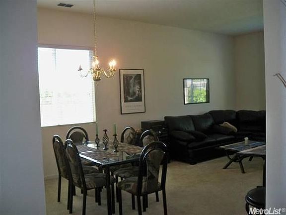 3rd image of 3295 Poppy St